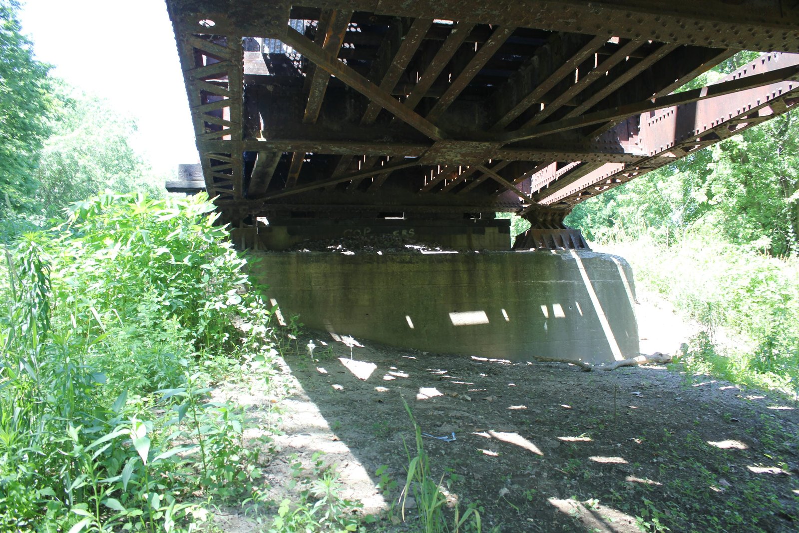 Under main span